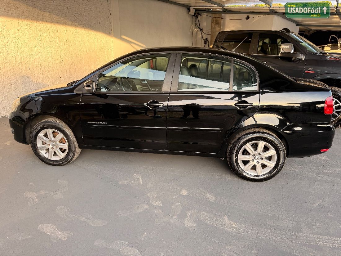VOLKSWAGEN Polo Sedan I Motion 1.6 Total Flex 2013/2013 — foto 4 de 10