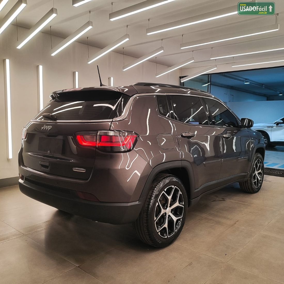 Jeep Compass Longitude T270 1.3 Turbo 4x2 Automático Flex 2024/2025 — foto 10 de 13