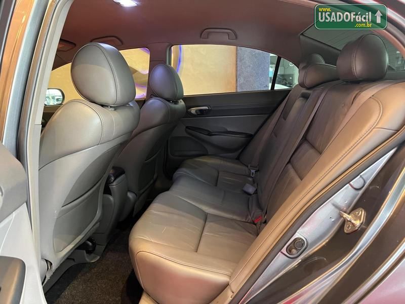 Honda Civic Sedan LXL SE 1.8 Automático Flex 2010/2011 — foto 7 de 11