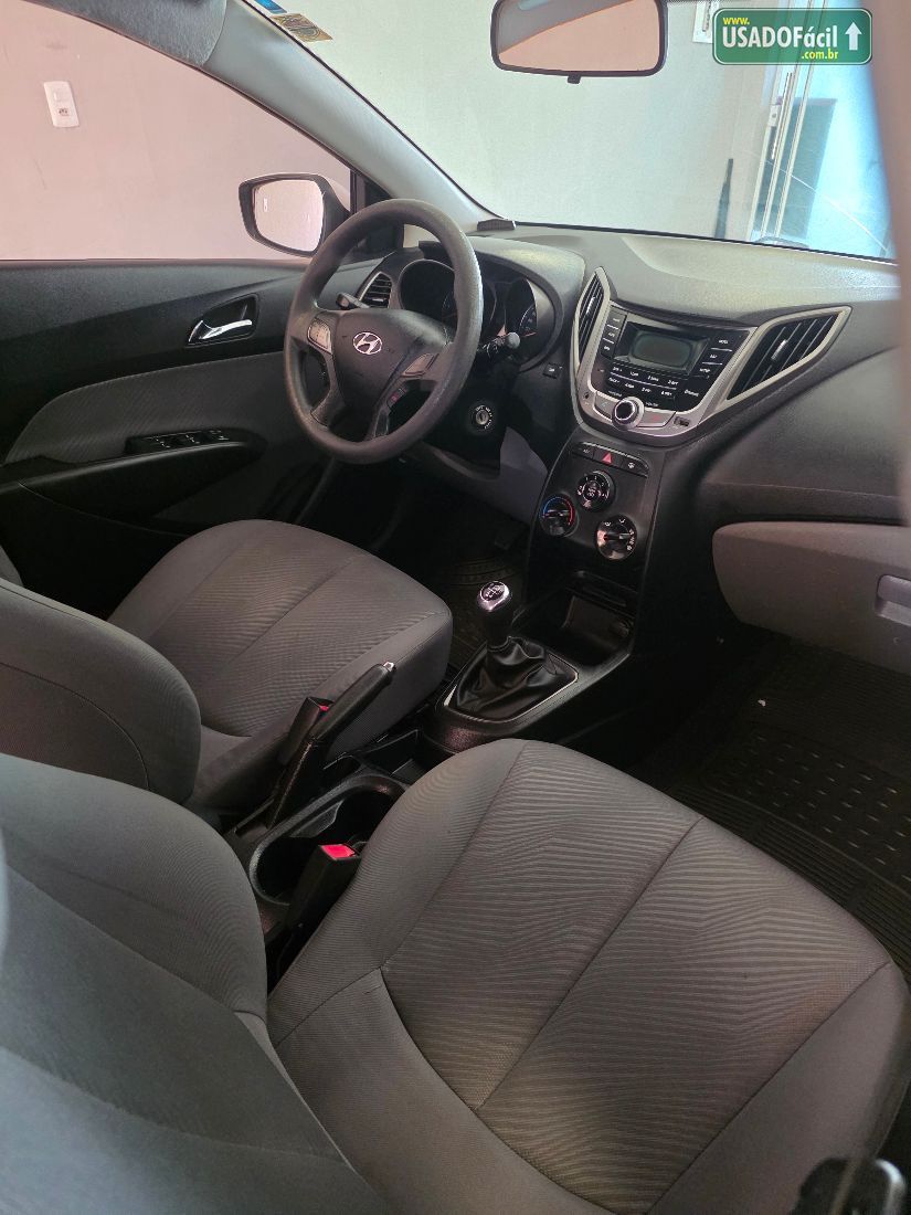 Hyundai HB20S Sedan Comfort Plus 1.6 Mecânico Flex 2014/2014 — foto 15 de 26