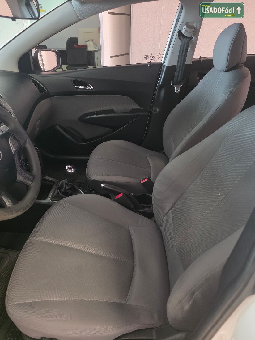 Hyundai HB20S Sedan Comfort Plus 1.6 Mecânico Flex 2014/2014 — foto 16 de 26