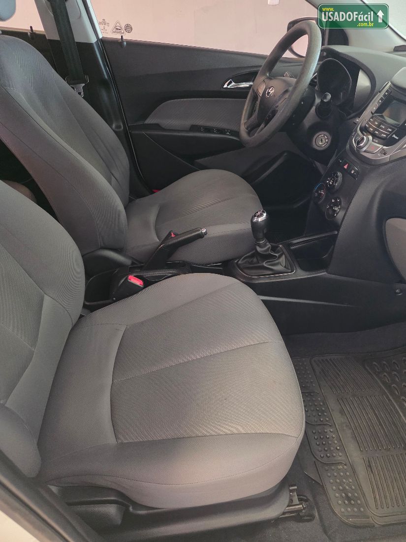 Hyundai HB20S Sedan Comfort Plus 1.6 Mecânico Flex 2014/2014 — foto 18 de 26