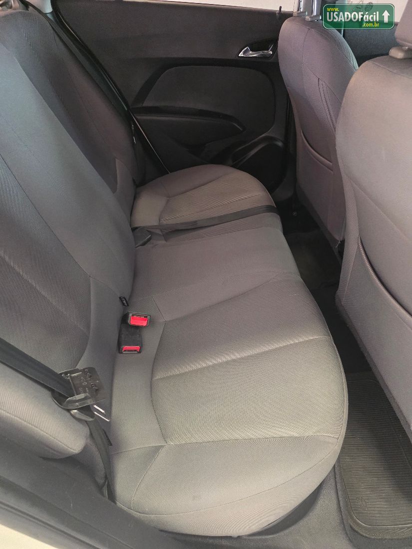 Hyundai HB20S Sedan Comfort Plus 1.6 Mecânico Flex 2014/2014 — foto 22 de 26