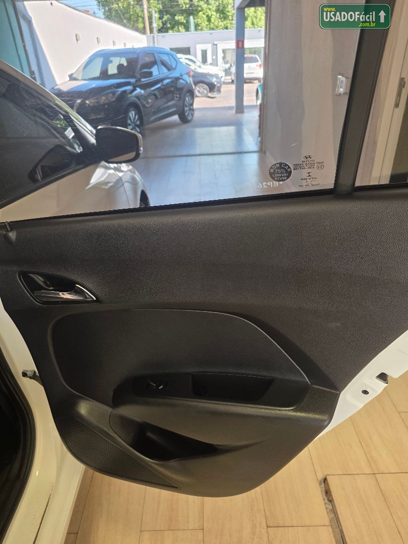 Hyundai HB20S Sedan Comfort Plus 1.6 Mecânico Flex 2014/2014 — foto 23 de 26