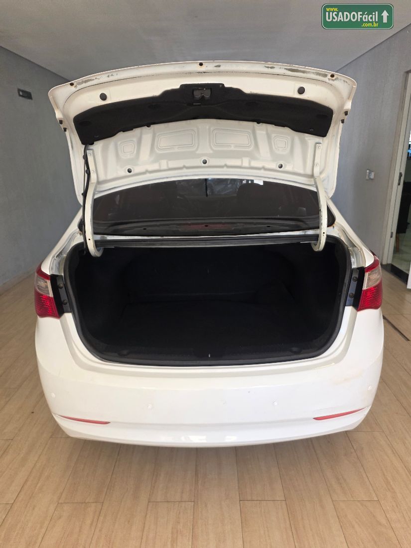 Hyundai HB20S Sedan Comfort Plus 1.6 Mecânico Flex 2014/2014 — foto 7 de 26