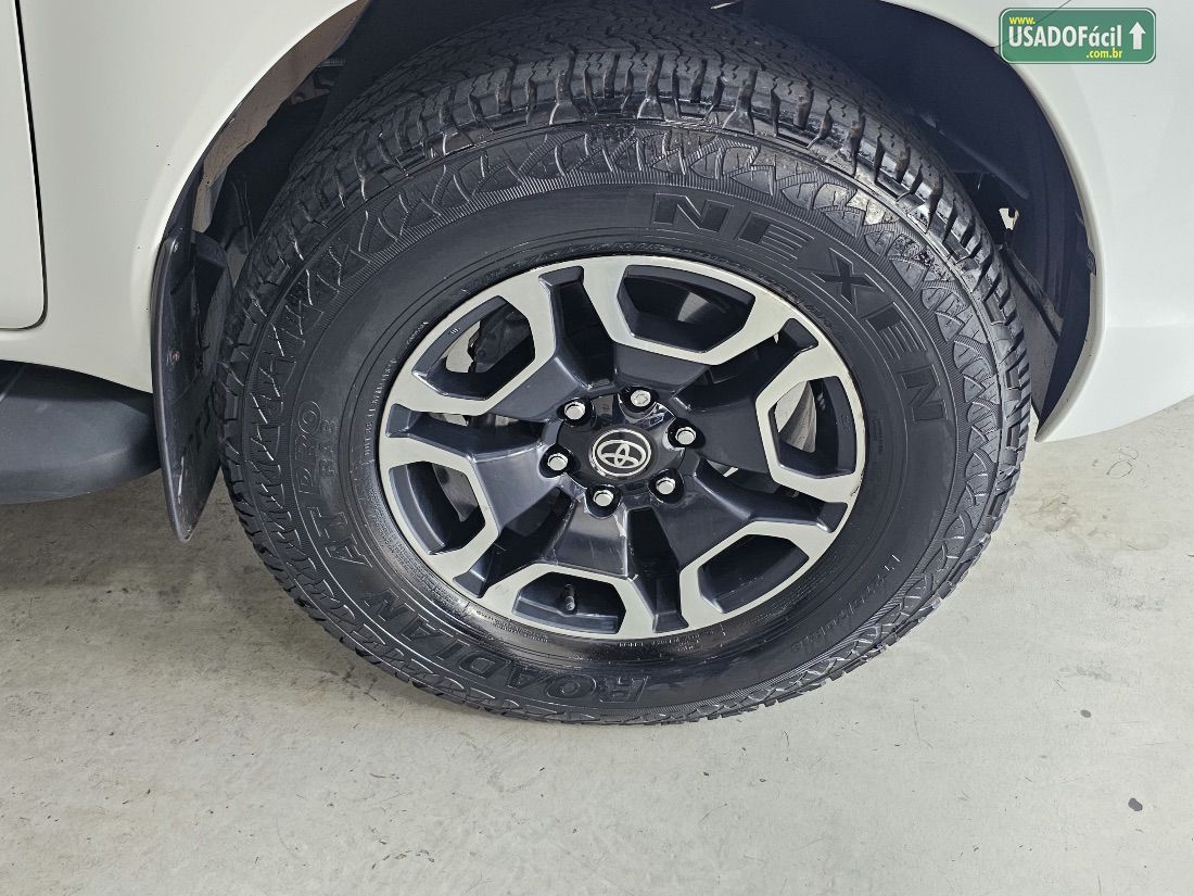 Toyota Hilux SRV CD 2.7 4X2 Automático Flex 2020/2021 — foto 9 de 16