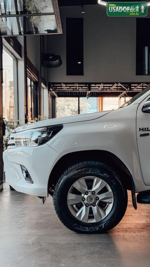 TOYOTA Hilux SRV CD 2.7 4x4 Automático Flex 2017/2017 — foto 11 de 11