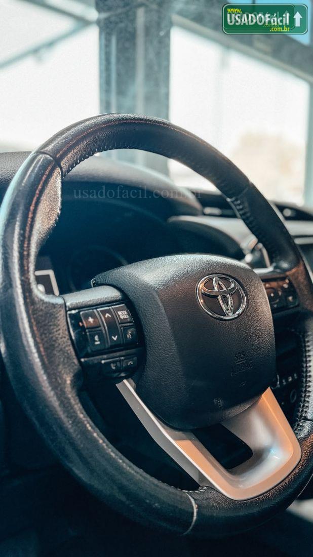TOYOTA Hilux SRV CD 2.7 4x4 Automático Flex 2017/2017 — foto 8 de 11