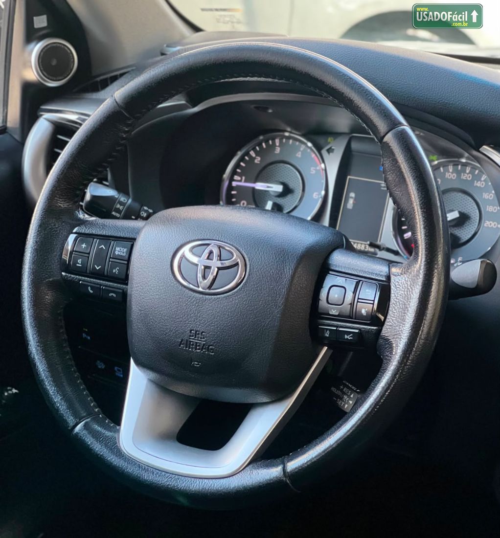 Toyota Hilux SRX CD 2.8 4x4 TDI Automático Diesel 2021/2022 — foto 19 de 19