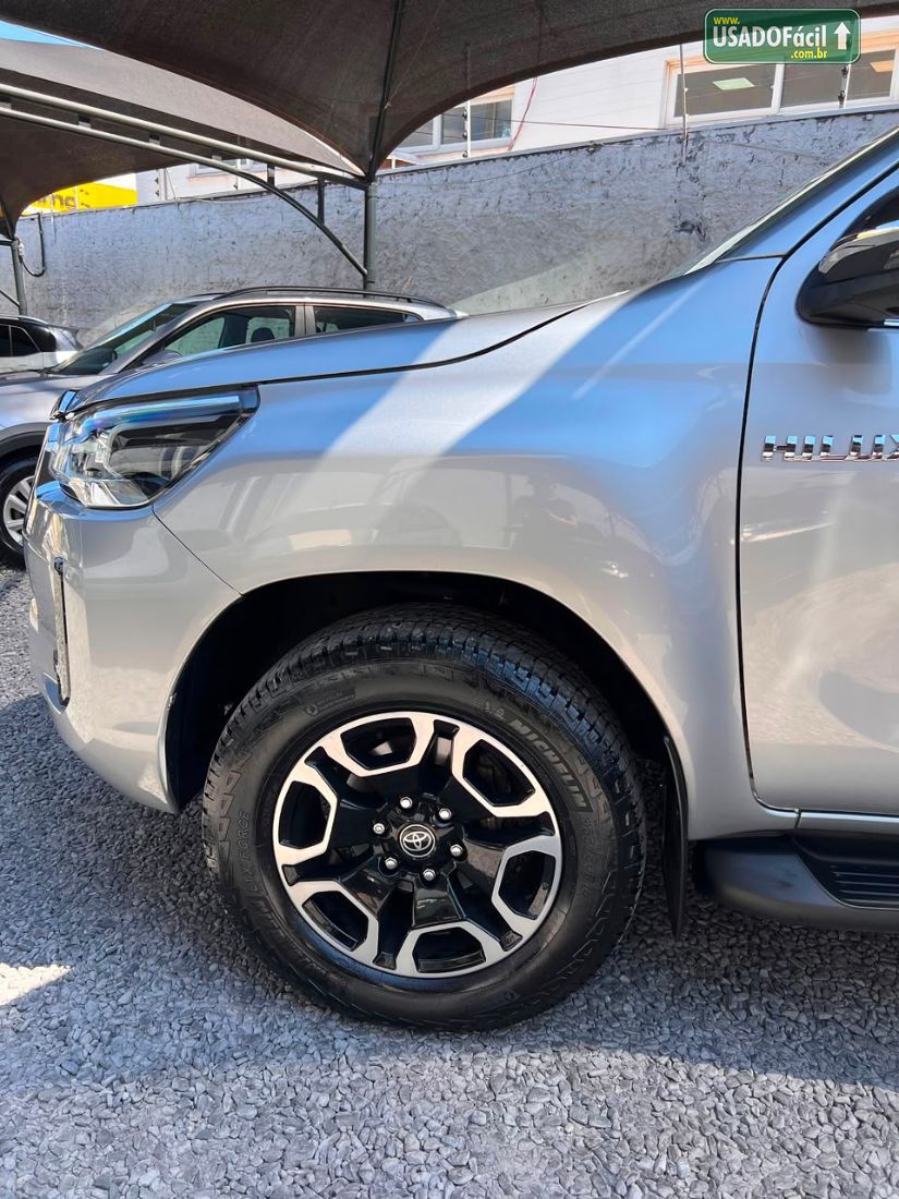 Toyota Hilux SRX CD 2.8 4x4 TDI Automático Diesel 2021/2022 — foto 4 de 19