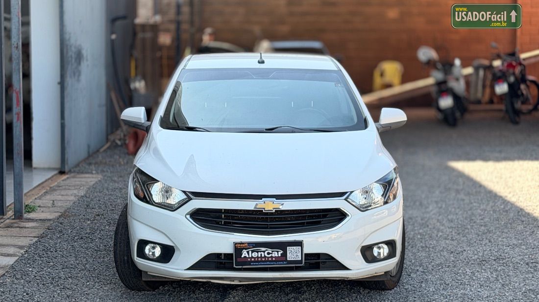 CHEVROLET/GM Prisma Sedan LTZ 1.4 Automático FlexPower 2017/2017 — foto 2 de 20