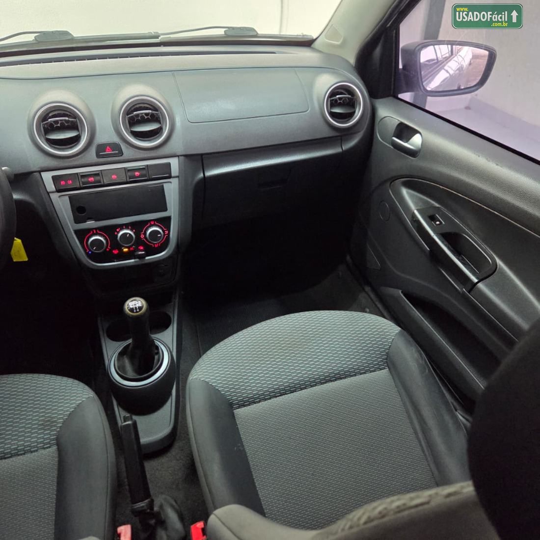 Volkswagen Gol 1.6 Mi 4P Total Flex 2011/2012 — foto 12 de 17