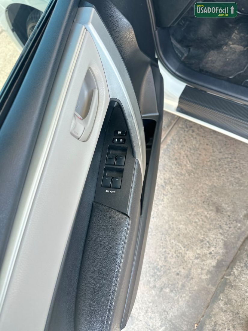 Toyota Corolla XEI 2.0 Automático Flex 2016/2017 — foto 18 de 19