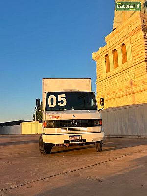 MERCEDES-BENZ mercedes 710 baú