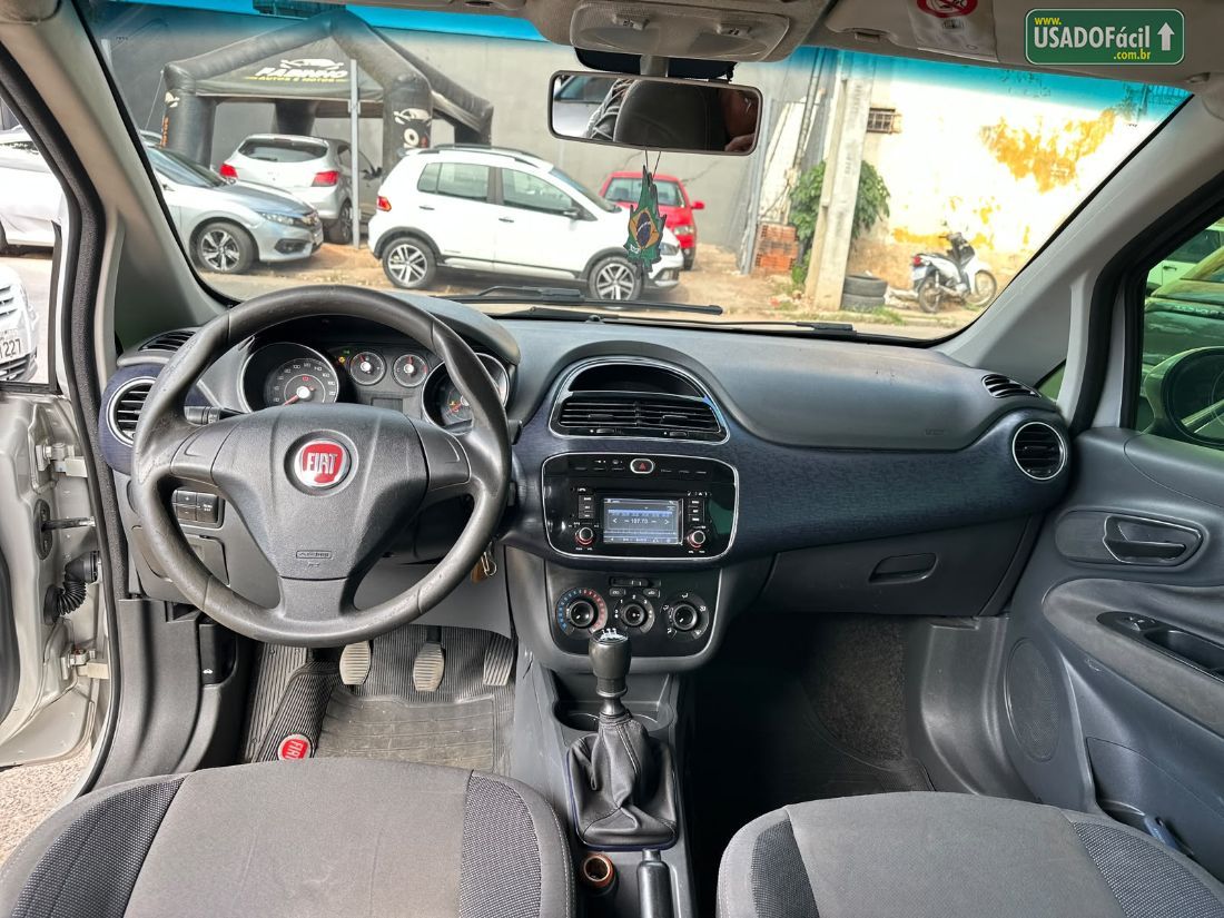 Fiat Punto Attractive Italia 1.4 Fire Flex 5P 2013/2013 — foto 9 de 15