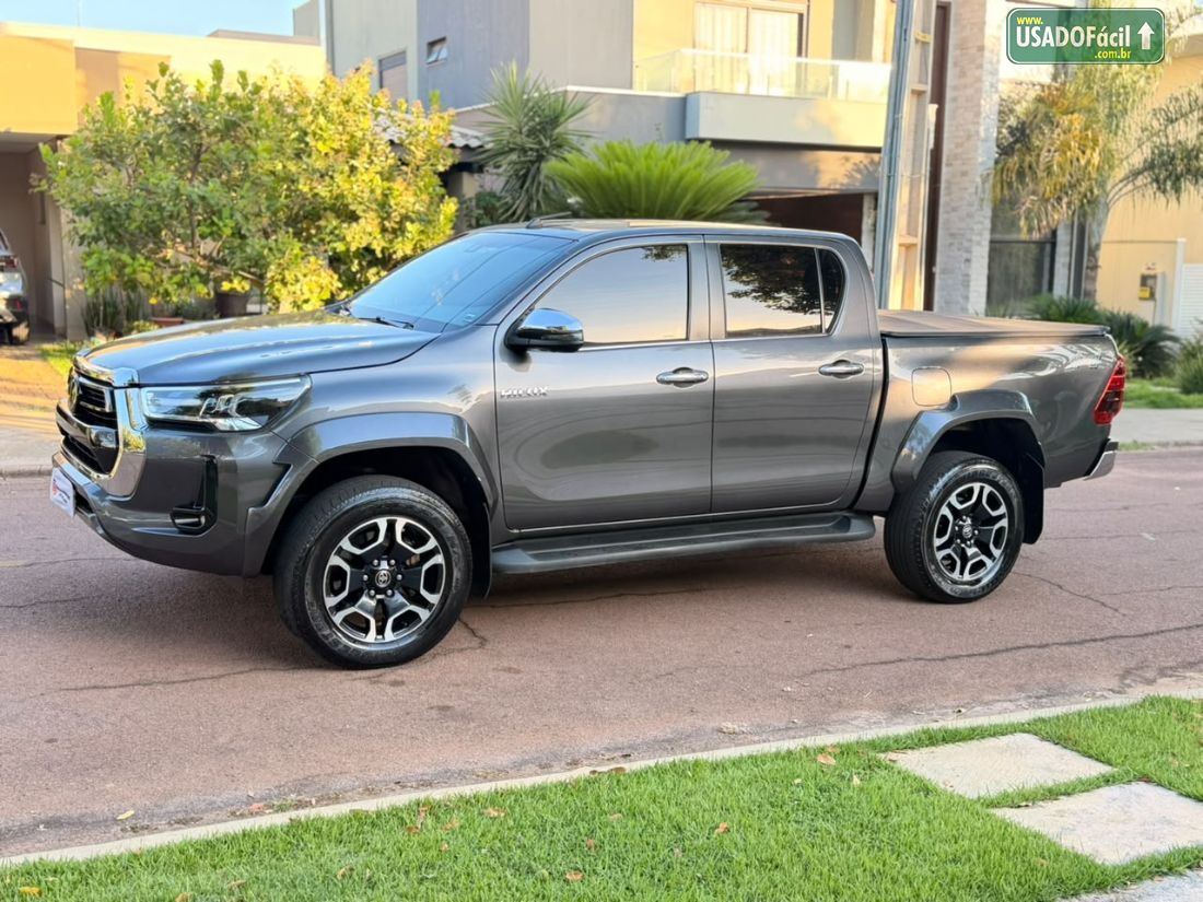 Toyota Hilux SRX Plus CD 2.8 4x4 TDI Automático Diesel 2024/2024 — foto 10 de 15