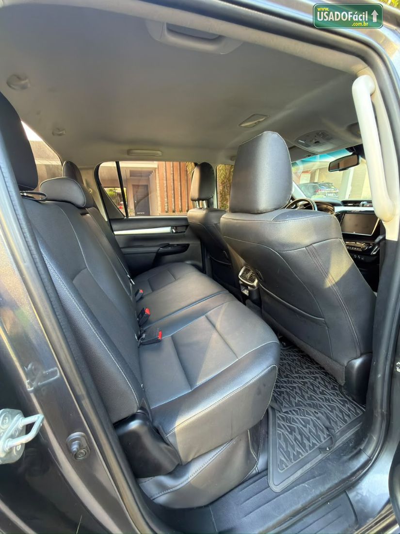 Toyota Hilux SRX Plus CD 2.8 4x4 TDI Automático Diesel 2024/2024 — foto 6 de 15