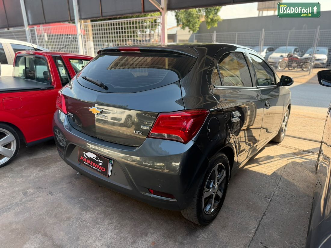 CHEVROLET/GM Onix Hatch LTZ 1.4 Automático Flex 2018/2019 — foto 6 de 11