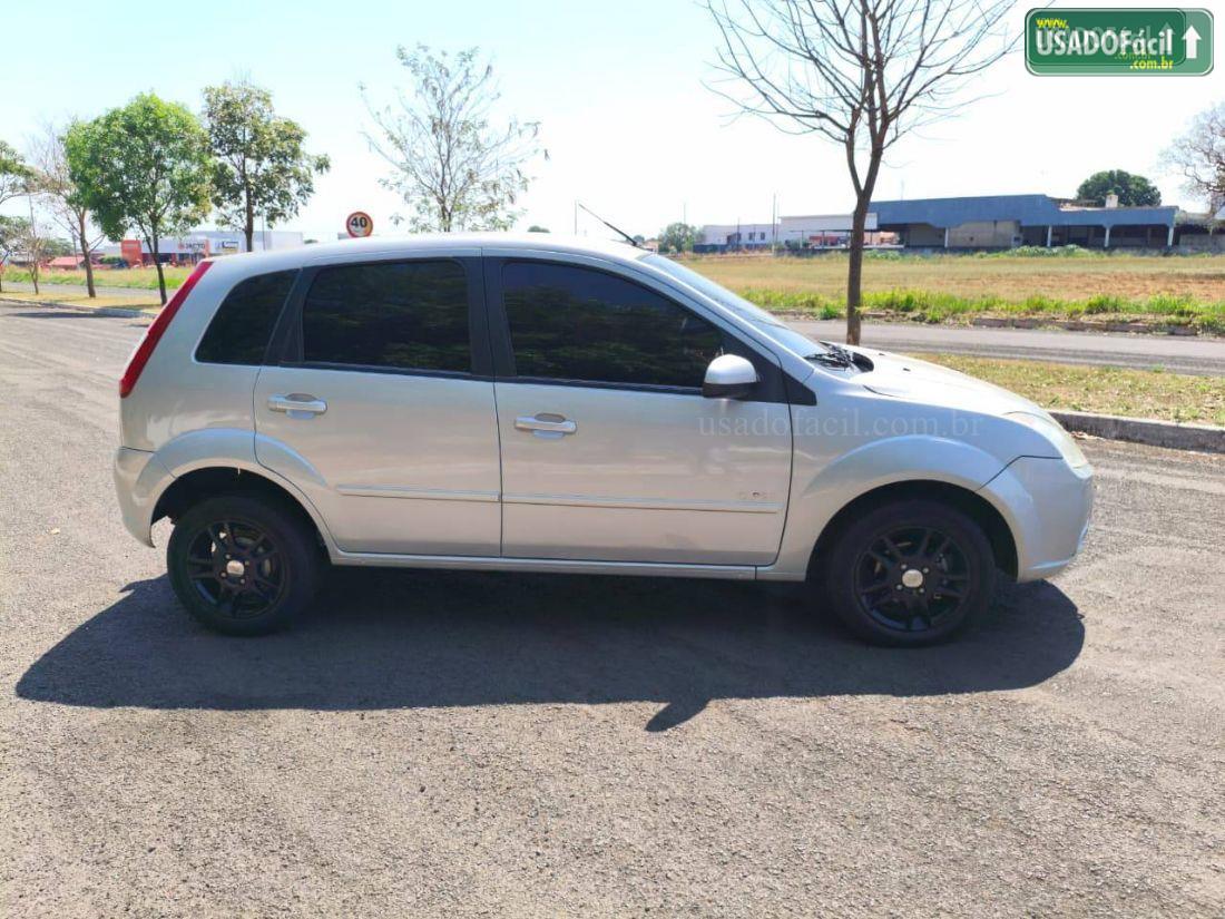 FORD Fiesta Hatch 4P Flex 2009/2009 — foto 2 de 10