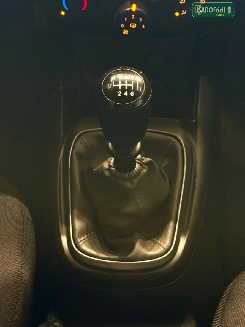 CHEVROLET/GM Onix Joy Hatch 1.0 Mecânico Flex 2018/2018 — foto 6 de 14
