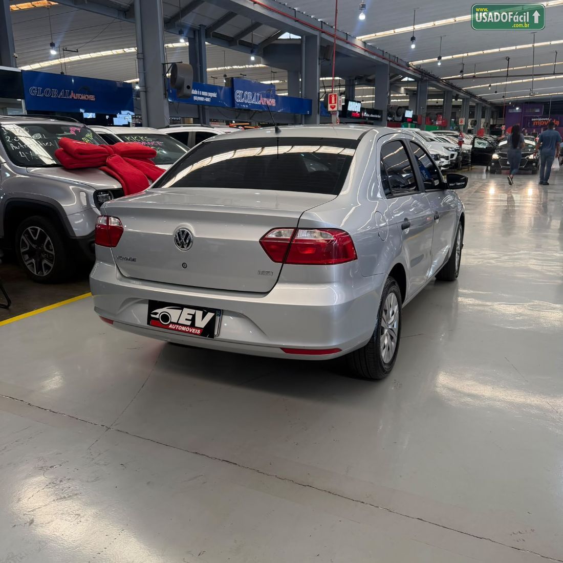 Volkswagen Voyage 1.6 MSi Automático Flex 2020/2021 — foto 4 de 13