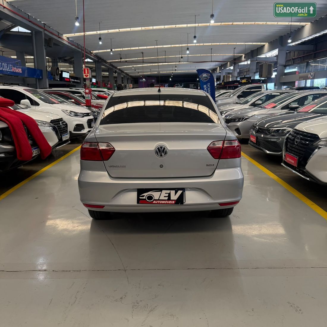 Volkswagen Voyage 1.6 MSi Automático Flex 2020/2021 — foto 5 de 13