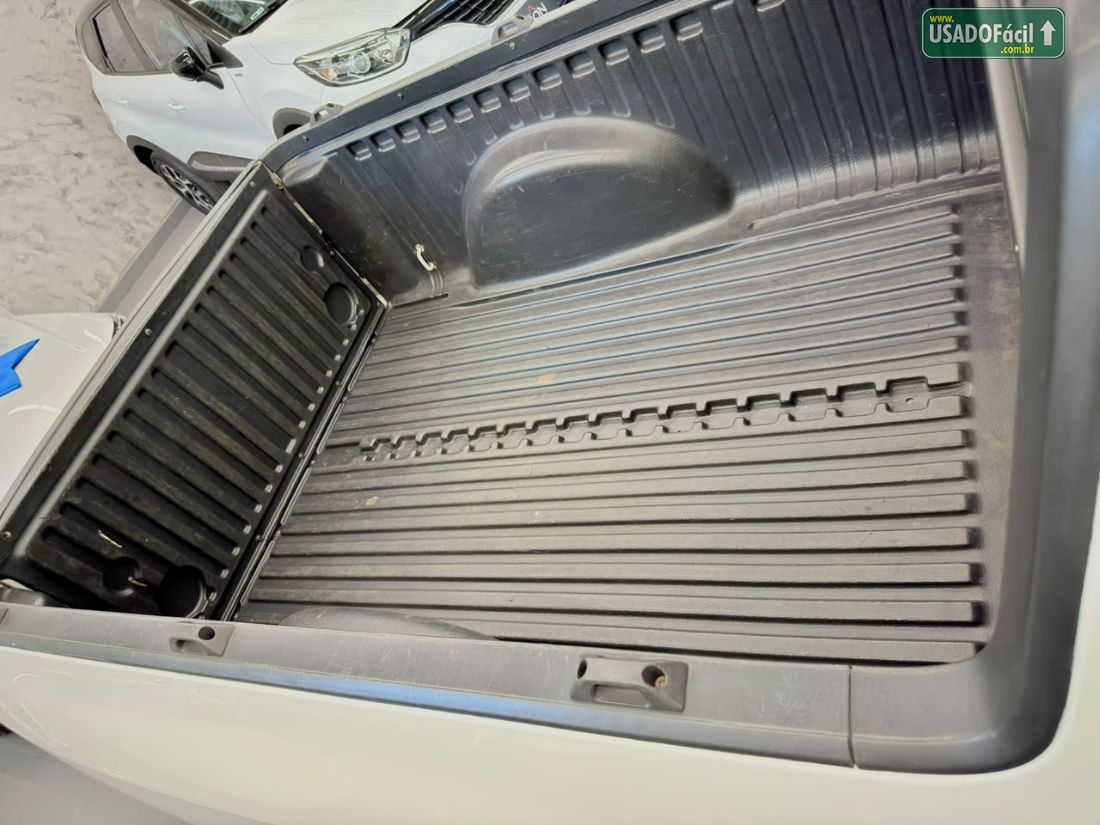 Volkswagen Saveiro Robust 1.6 Total Flex 2024/2025 — foto 7 de 9