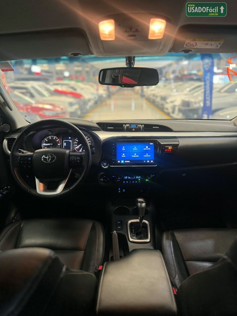 Toyota Hilux SRV CD 2.8 4x4 TDI Automático Diesel 2023/2024 — foto 9 de 11