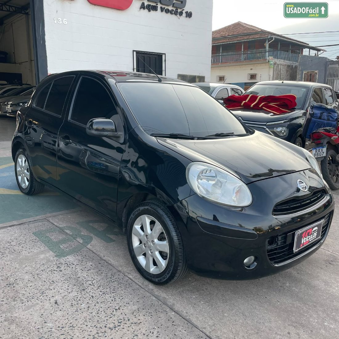 Nissan March S 1.0 5P Flex Fuel 2013/2014 — foto 3 de 9