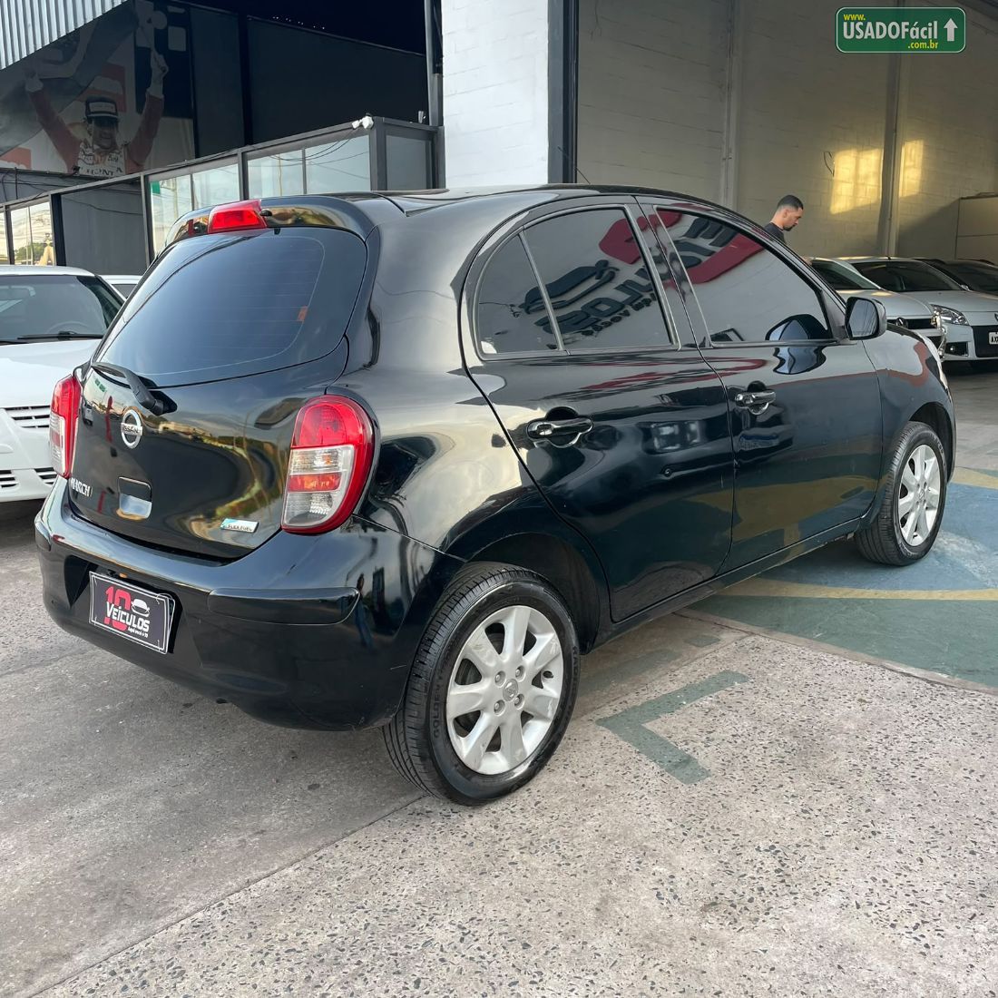 Nissan March S 1.0 5P Flex Fuel 2013/2014 — foto 5 de 9