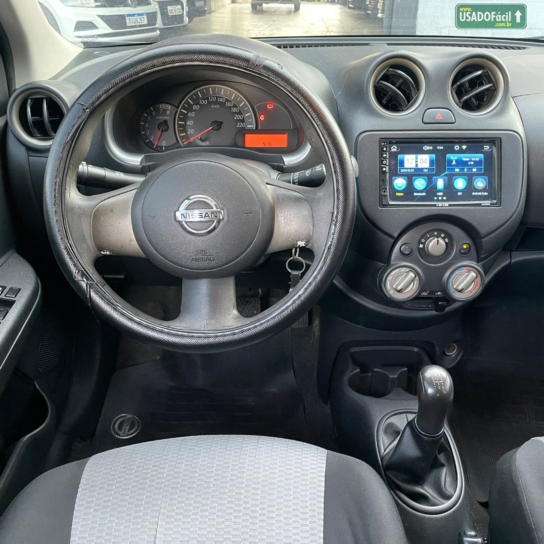 Nissan March S 1.0 5P Flex Fuel 2013/2014 — foto 6 de 9
