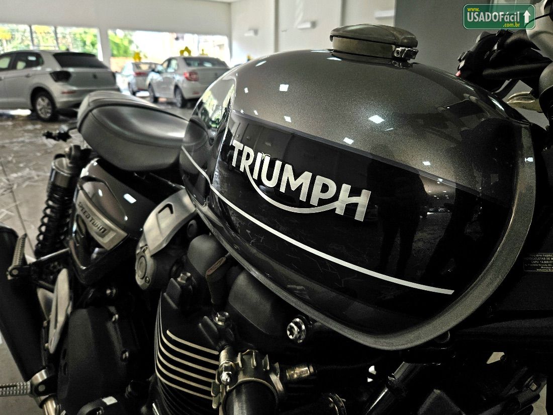 Triumph Speed Twin 1200cc 2019/2020 — foto 11 de 13