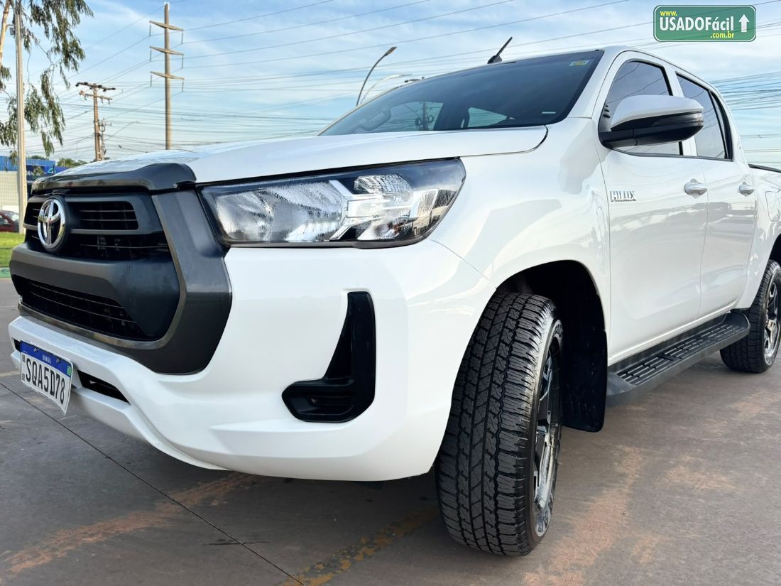 Toyota Hilux CD 2.8 4x4 Mecânico Diesel 2025/2025 — foto 2 de 14