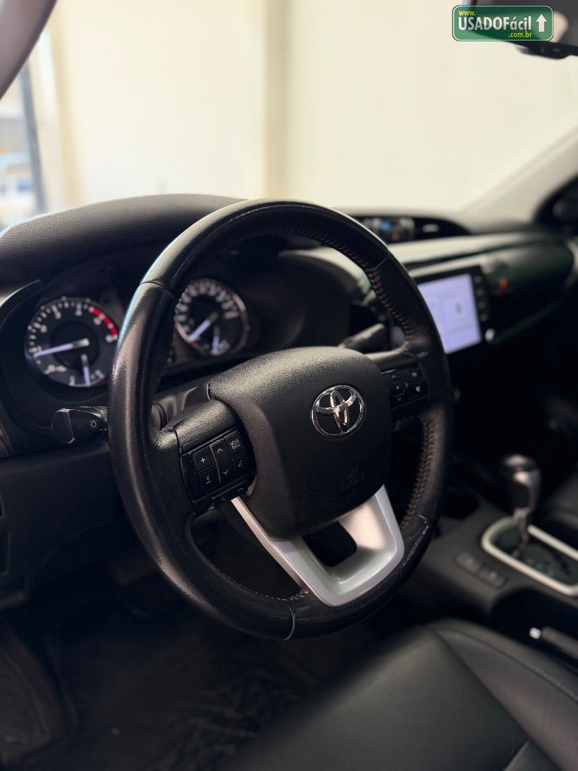 Toyota Hilux SRV CD 2.8 4x4 TDI Automático Diesel 2023/2023 — foto 10 de 19