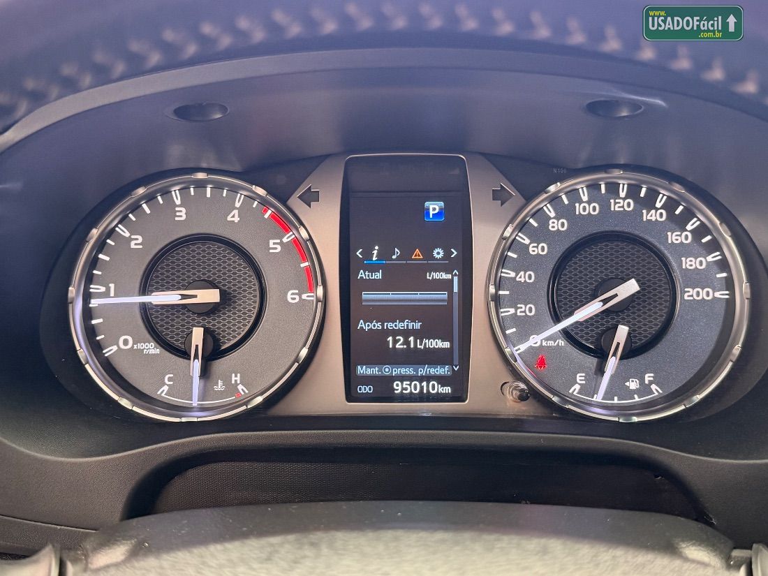 Toyota Hilux SRV CD 2.8 4x4 TDI Automático Diesel 2023/2023 — foto 17 de 19