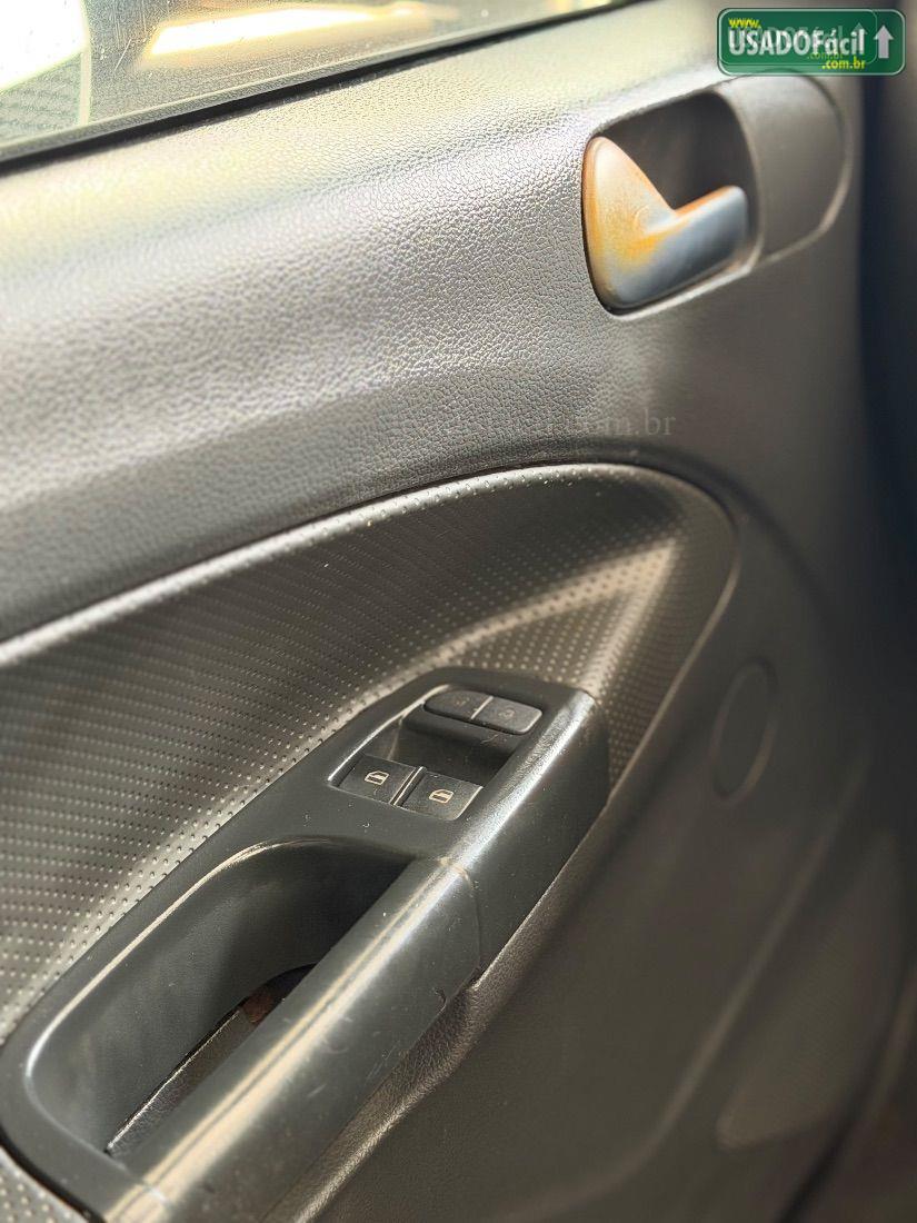 VOLKSWAGEN Voyage Trend 1.6 Total Flex 2012/2012 — foto 14 de 17