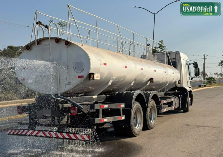 FORD Cargo 2429 E 6x2 Turbo tanque pipa 2013/2013 — foto 5 de 5