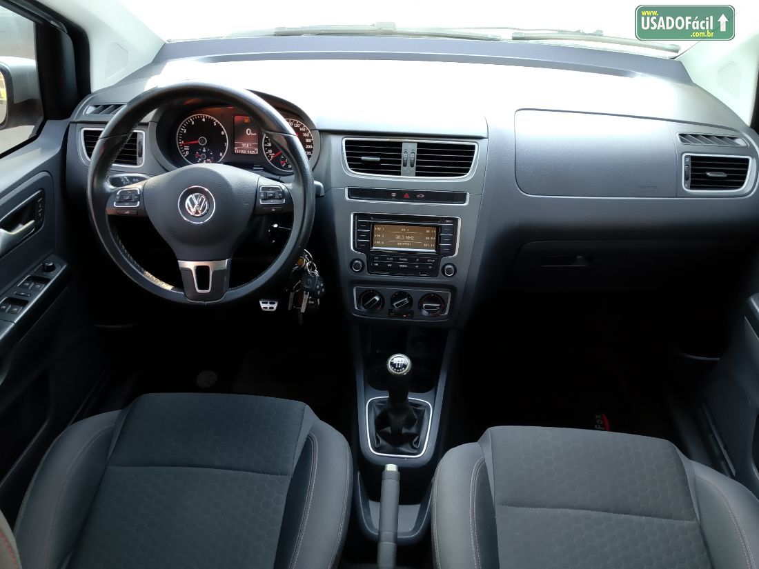 Volkswagen CrossFox 1.6 Mi Total Flex 2013/2014 — foto 12 de 17