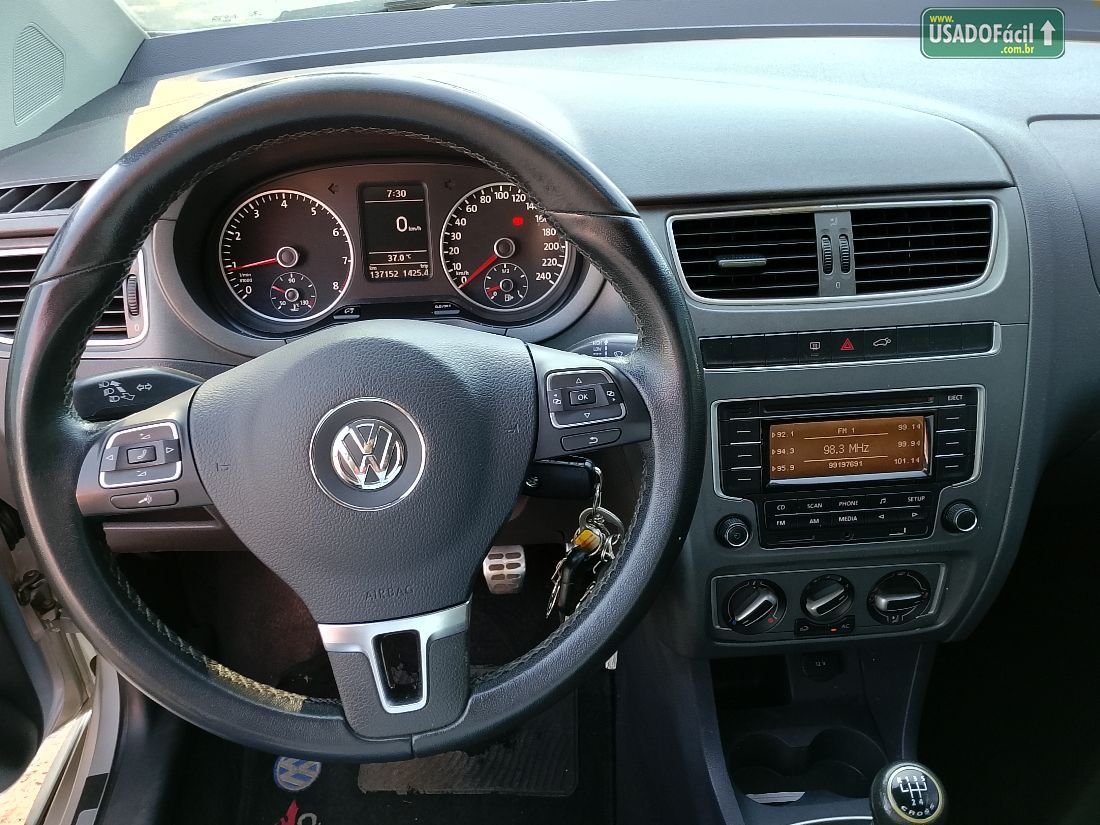 Volkswagen CrossFox 1.6 Mi Total Flex 2013/2014 — foto 16 de 17