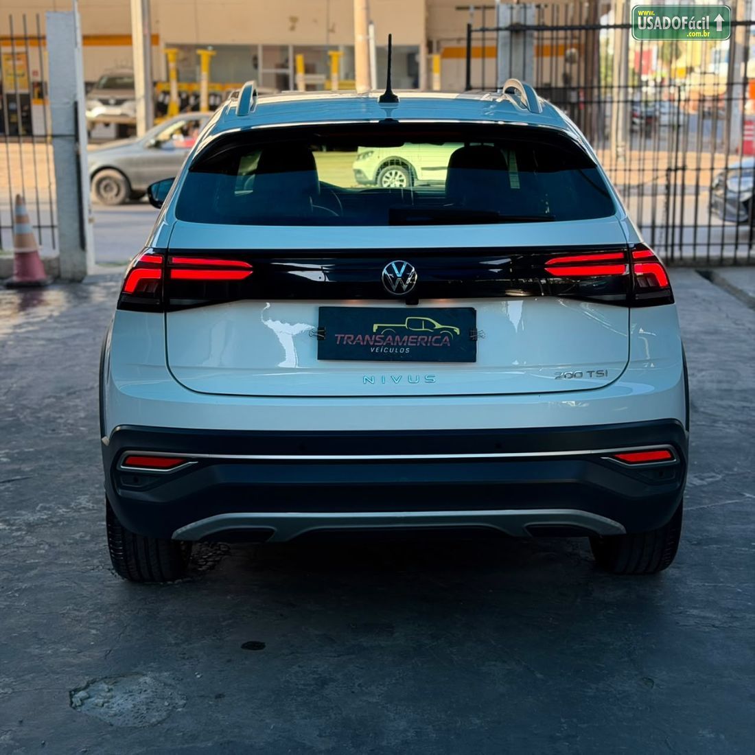 Volkswagen Nivus Highline 200 TSI Automático Flex 2023/2023 — foto 13 de 14