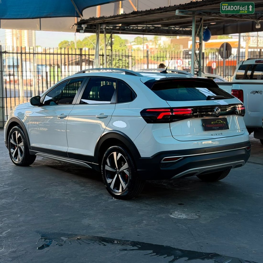 Volkswagen Nivus Highline 200 TSI Automático Flex 2023/2023 — foto 2 de 14