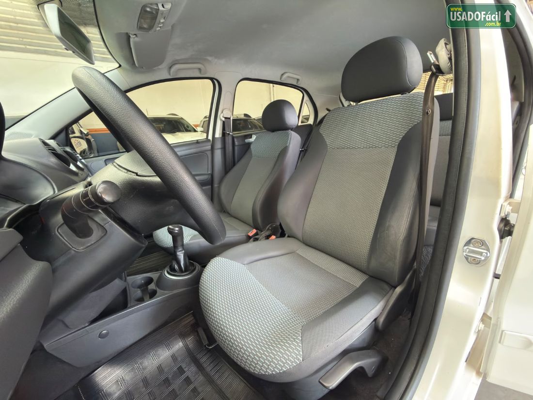 Volkswagen Gol 1.0 Mi 4P Total Flex 2011/2012 — foto 11 de 16