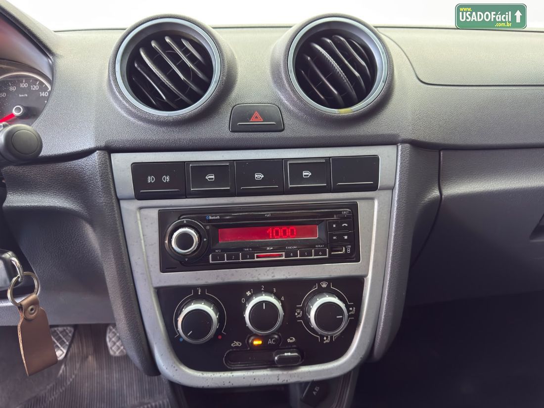 Volkswagen Gol 1.0 Mi 4P Total Flex 2011/2012 — foto 8 de 16