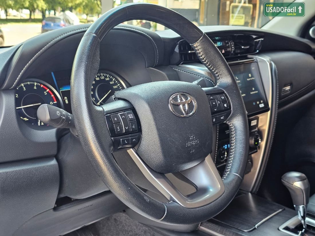 Toyota Hilux SW4 SRX Platinum 2.8 4x4 Turbo Automático Diesel 2023/2024 — foto 9 de 15