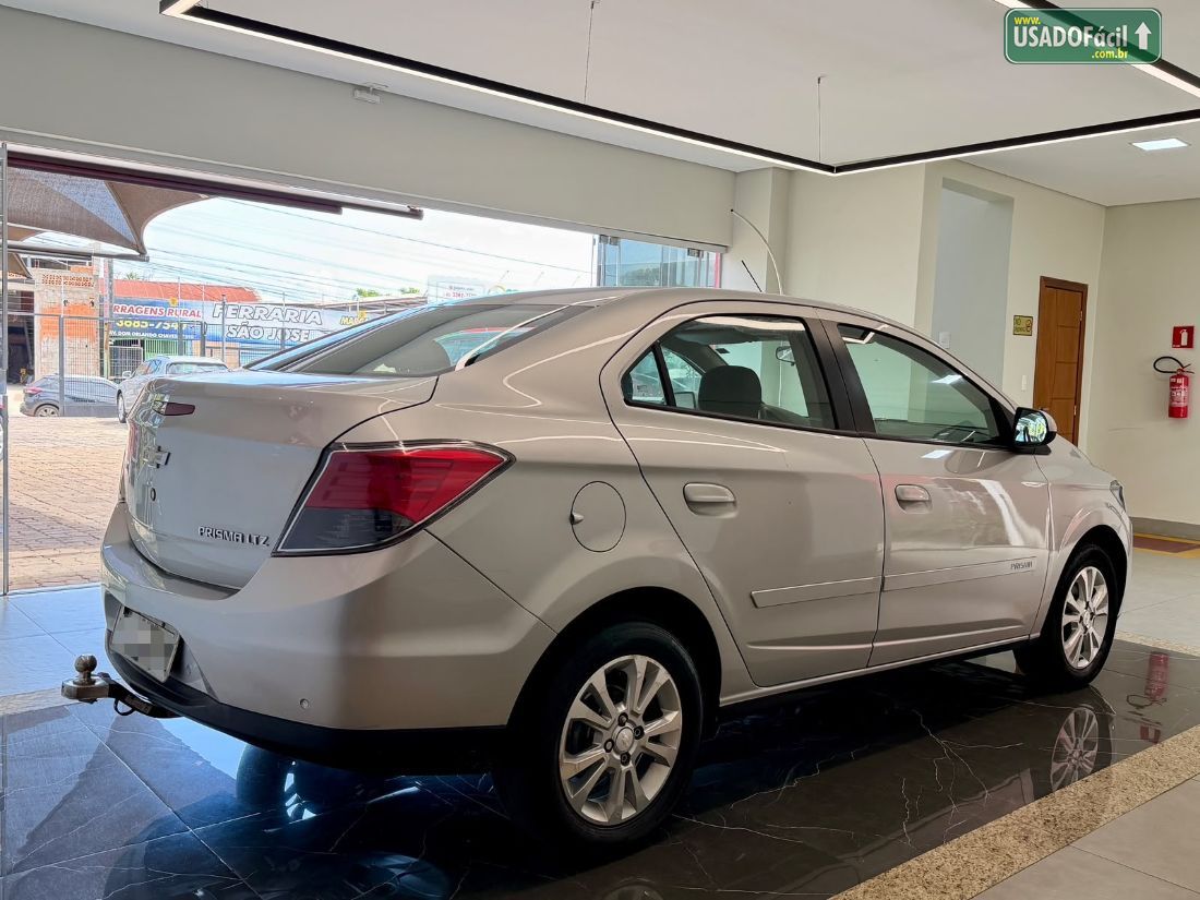 CHEVROLET/GM Prisma Sedan LTZ 1.4 FlexPower 2014/2015 — foto 4 de 12