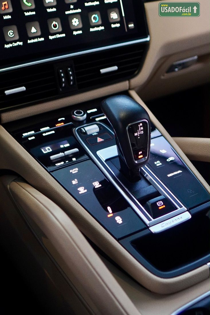 PORSCHE Cayenne V6 3.0 TB E-Hybrid PHEV 462cv 2022/2022 — foto 17 de 19