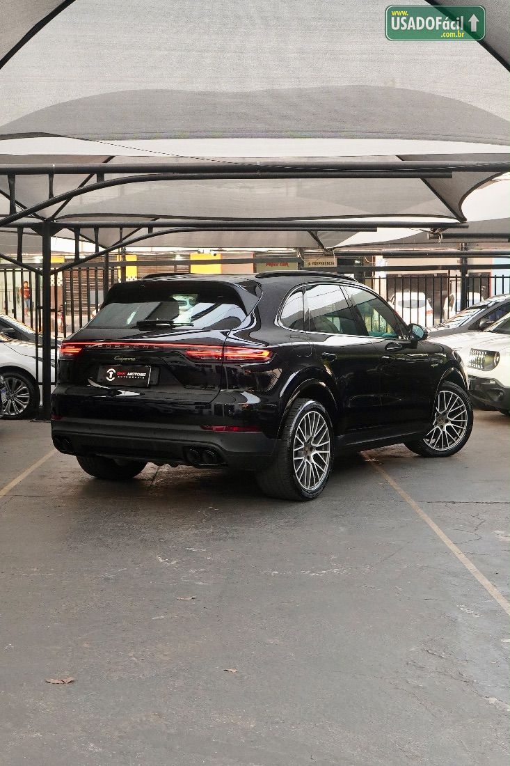 PORSCHE Cayenne V6 3.0 TB E-Hybrid PHEV 462cv 2022/2022 — foto 4 de 19