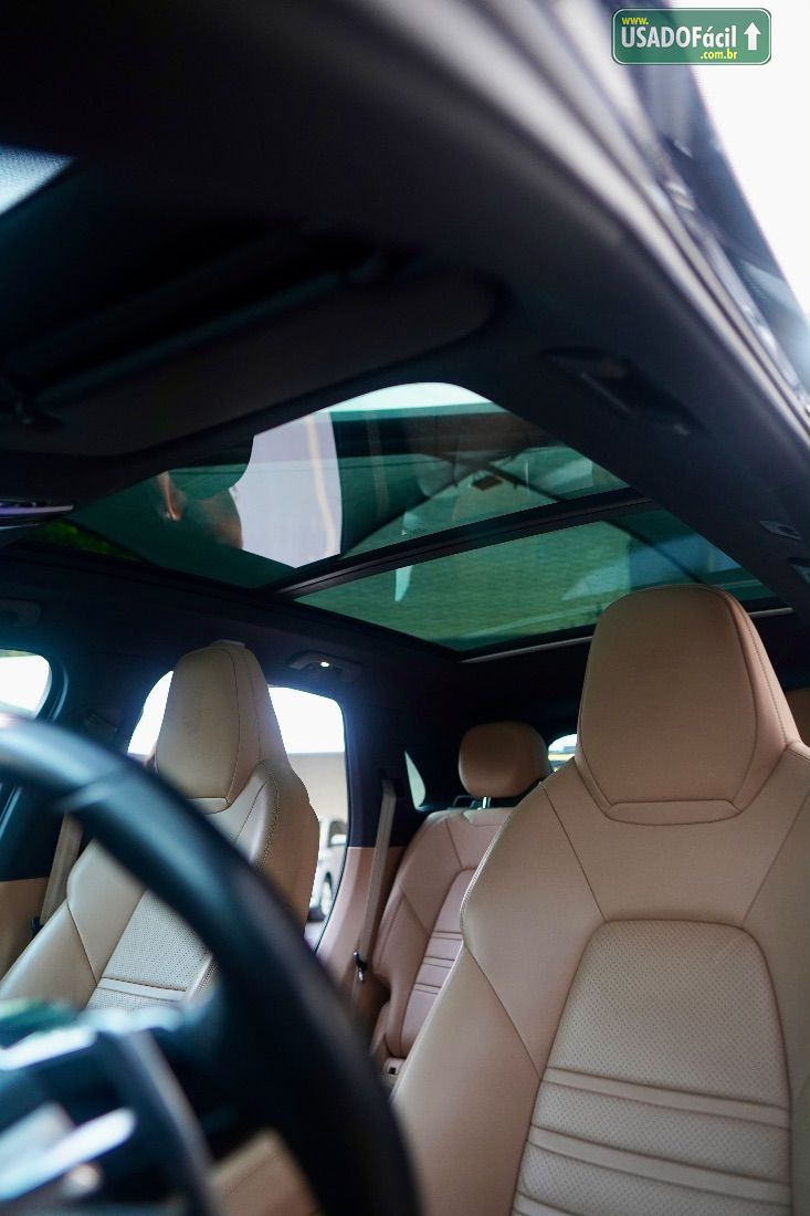 PORSCHE Cayenne V6 3.0 TB E-Hybrid PHEV 462cv 2022/2022 — foto 12 de 19