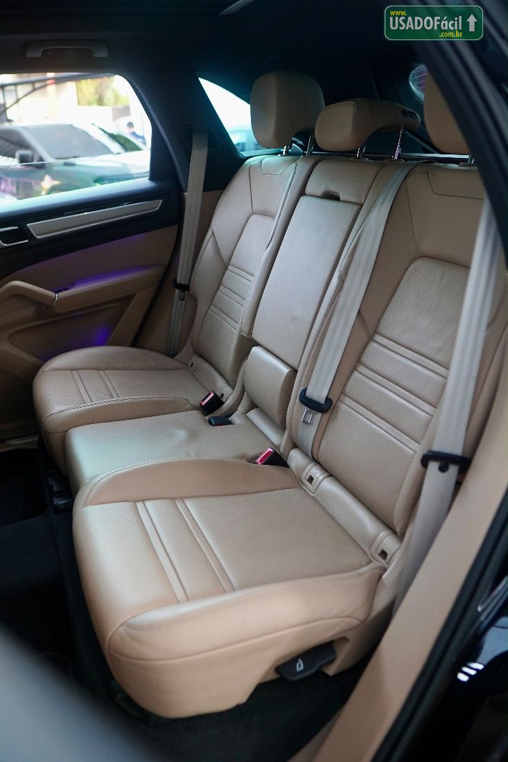 PORSCHE Cayenne V6 3.0 TB E-Hybrid PHEV 462cv 2022/2022 — foto 11 de 19
