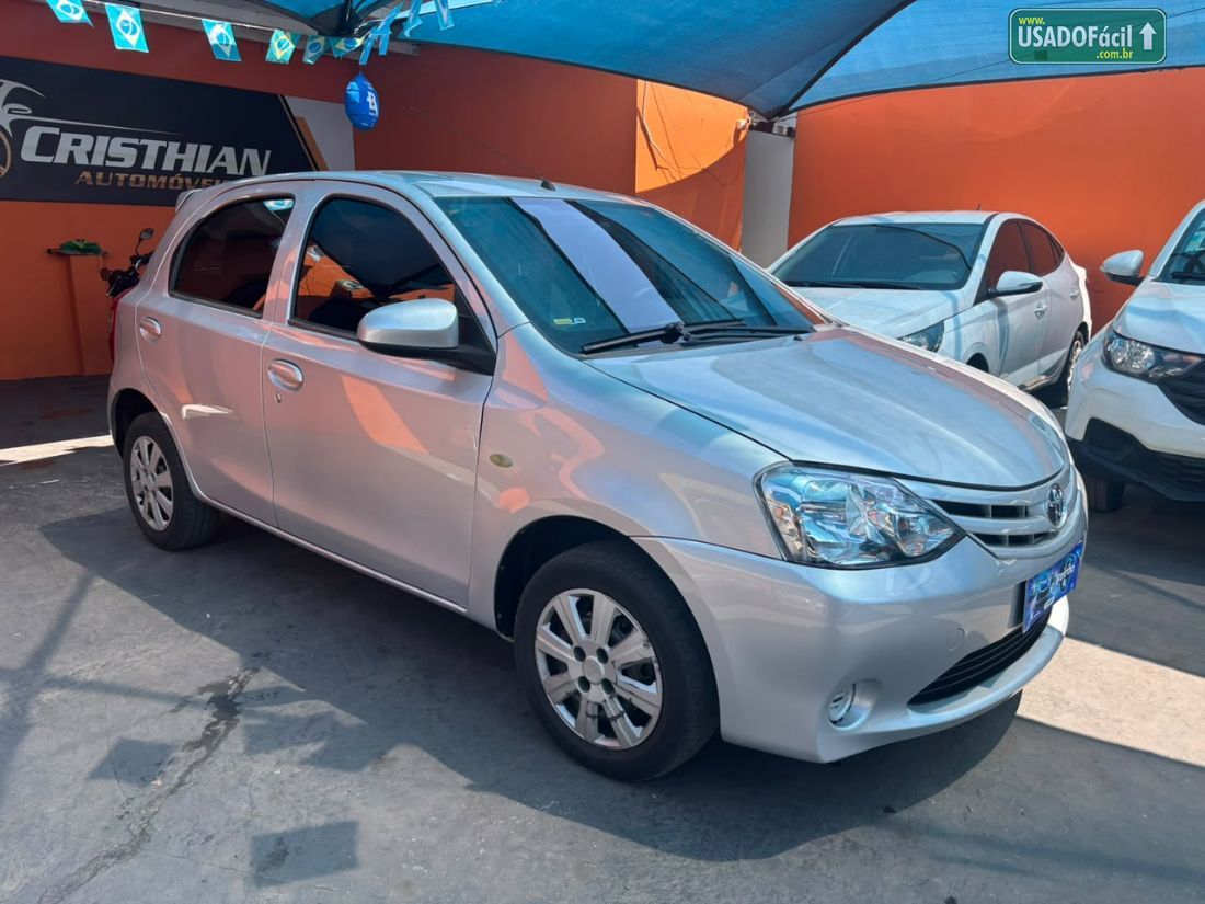 Toyota Etios Hatch X 1.3 Mecânico Flex 2015/2016 — foto 3 de 10